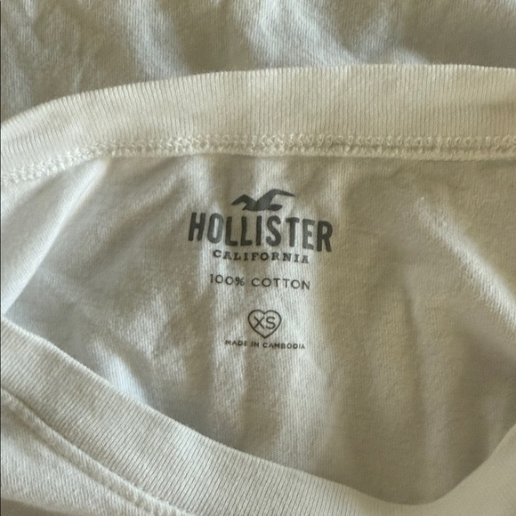Hollister White Malibu Graphic Tee Size XS - Picture 8 of 9